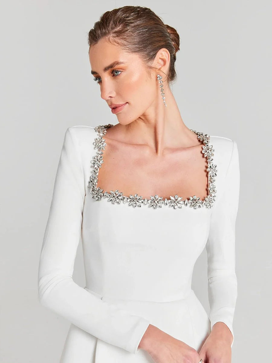 Aila Dress – Festive Holiday Style